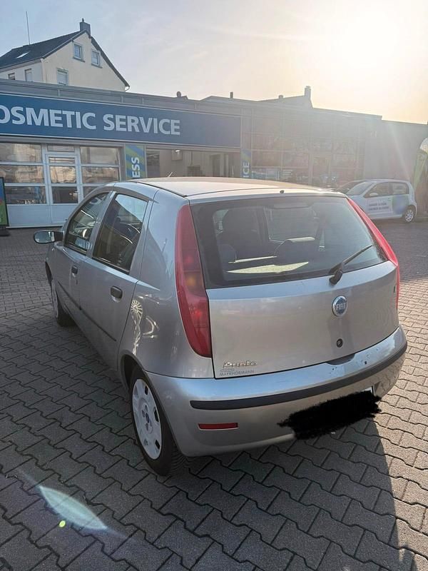 Gebraucht Fiat Punto 60 PS (44 kW) 2004 Silber Kleinwagen