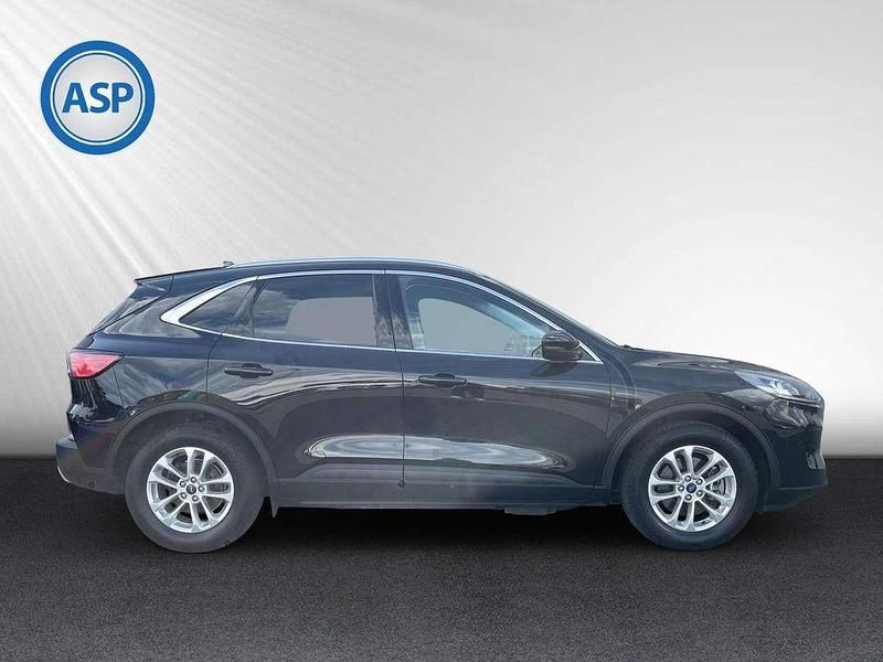 Gebraucht Ford Kuga Titanium 152 PS (111 kW) 2020 Schwarz (obsidianschwarz metallic) SUV