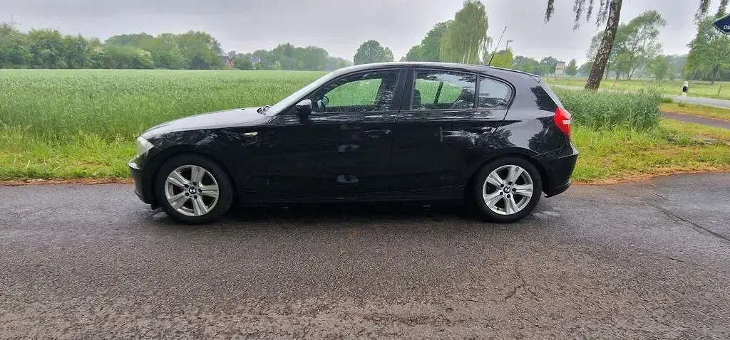 Używany BMW 118 Performance 143 KM (105 kW) 2008 Czarny Hatchback
