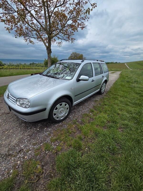 Silber Gebraucht 2001 VW Golf IV Edition Kombi | 850 € (Superpreis) - Bild 1/4