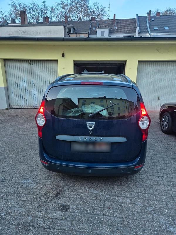 Gebraucht Dacia Lodgy 116 PS (85 kW) 2014 Blau Van / Kleinbus