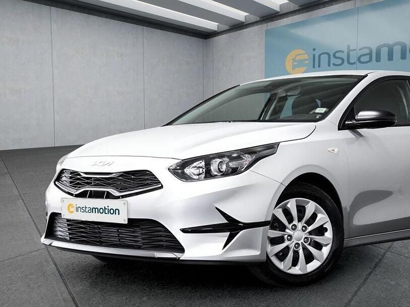 Gebraucht Kia Ceed 101 PS (74 kW) 2024 Silber Kleinwagen