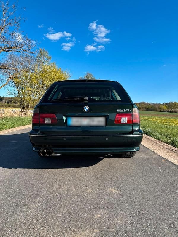 Usata BMW 540 286 CV (210 kW) 2000 Verde Station wagon