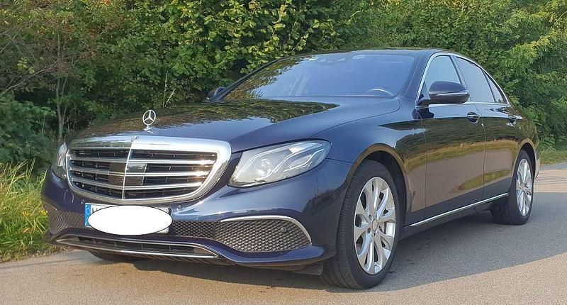 Gebraucht Mercedes E400 340 PS (250 kW) 2018 Blau Limousine