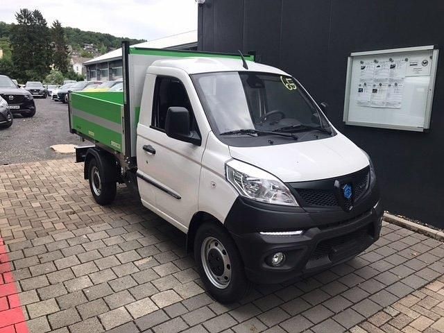 Neu Piaggio Porter 106 PS (77 kW) 2025 M. white Kombi