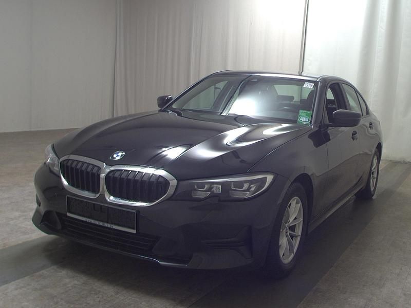 Gebraucht BMW 320 Advantage 190 PS (139 kW) 2020 Schwarz Limousine