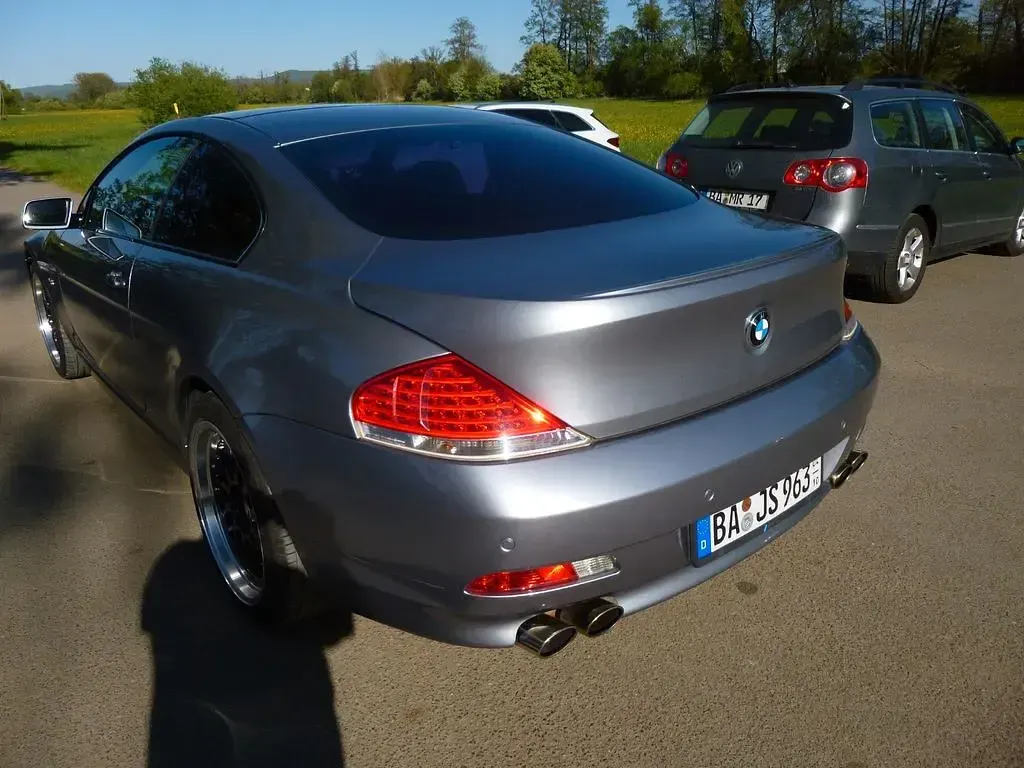 Gebraucht BMW 650 367 PS (269 kW) 2007 Grau Coupé
