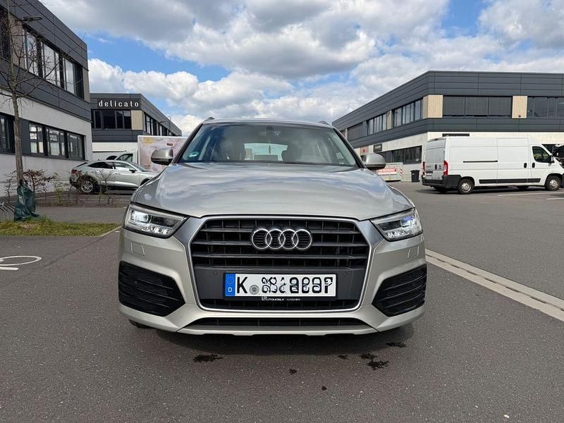 Gebraucht Audi Q3 Sport 150 PS (110 kW) 2017 Grau SUV
