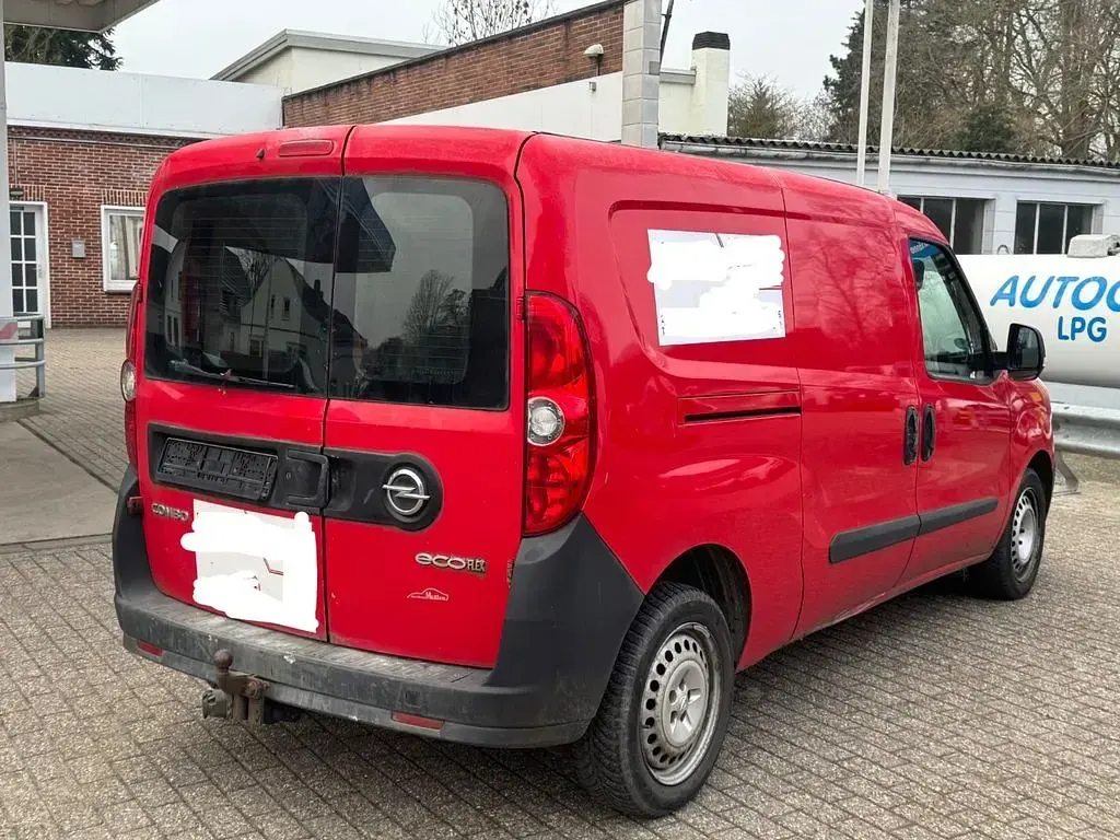 Occasion Opel Combo 90 ch (66 kW) 2013 Rouge Monospace
