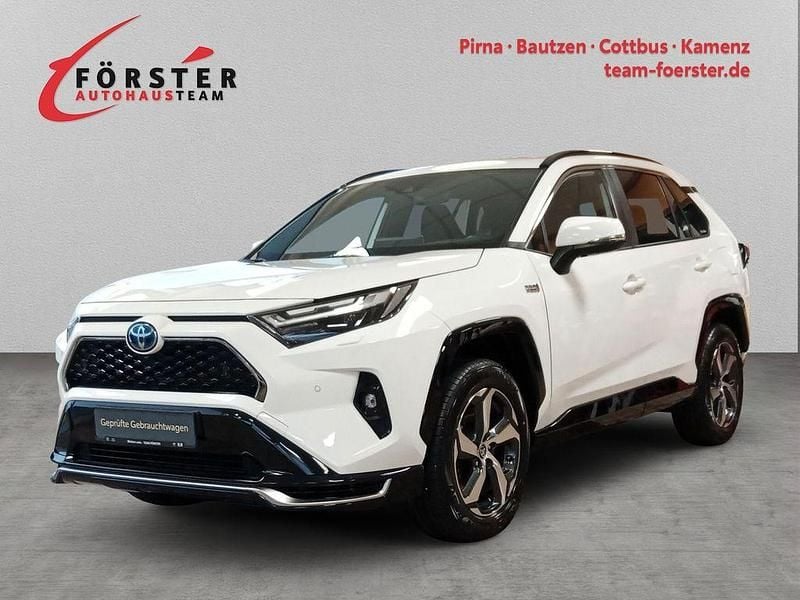 Schneeweiß Gebraucht 2022 Toyota RAV4 Hybrid Plus SUV | 33.333 € - Bild 1/4