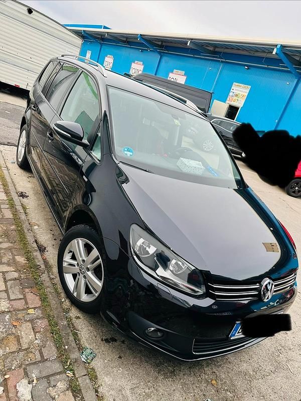 Schwarz Gebraucht 2012 VW Touran Van / Kleinbus | 5.600 € (Fairer Preis) - Bild 1/4