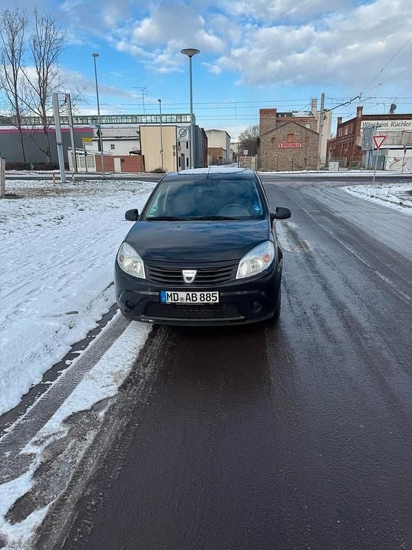 Gebraucht Dacia Sandero 75 PS (55 kW) 2009 Schwarz Kleinwagen