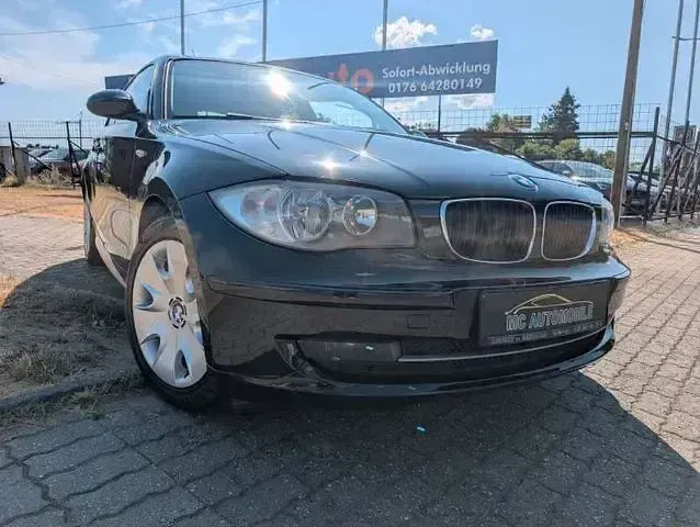 Gebraucht BMW 116 Advantage 122 PS (89 kW) 2008 Schwarz Kleinwagen