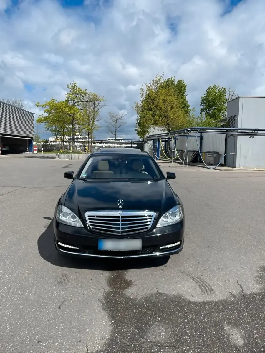 Gebraucht Mercedes S350 277 PS (203 kW) 2009 Schwarz Limousine