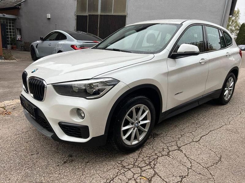 Gebraucht BMW X1 Advantage 190 PS (139 kW) 2015 Weiß SUV