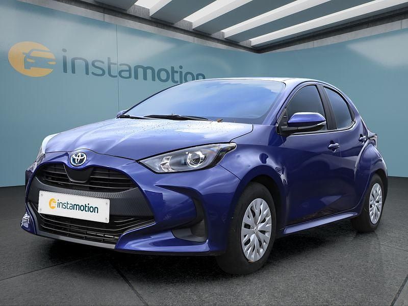 Blau Gebraucht 2023 Toyota Yaris Hybrid Kleinwagen | 19.099 € (Fairer Preis) - Bild 1/4