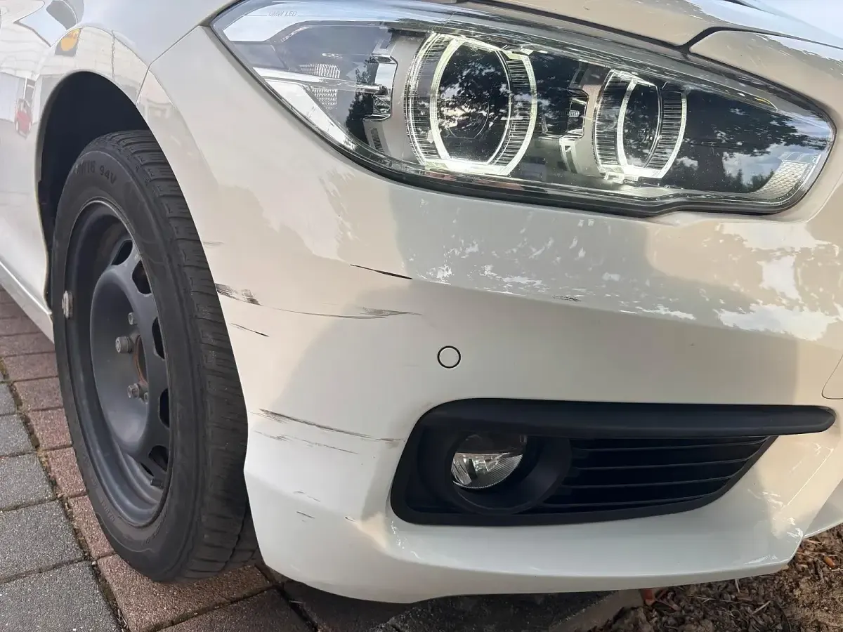 Gebraucht BMW 120 184 PS (135 kW) 2019 Weiß Limousine