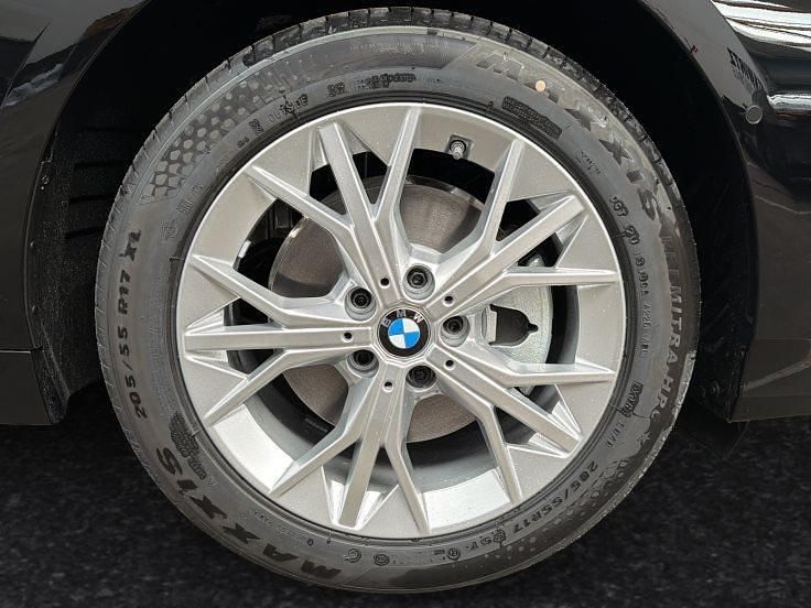 Neu BMW 116 122 PS (89 kW) 2026 Schwarz Kleinwagen