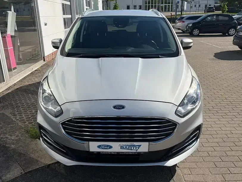 Occasion Ford S-MAX Trend 165 ch (121 kW) 2019 Argent Monospace