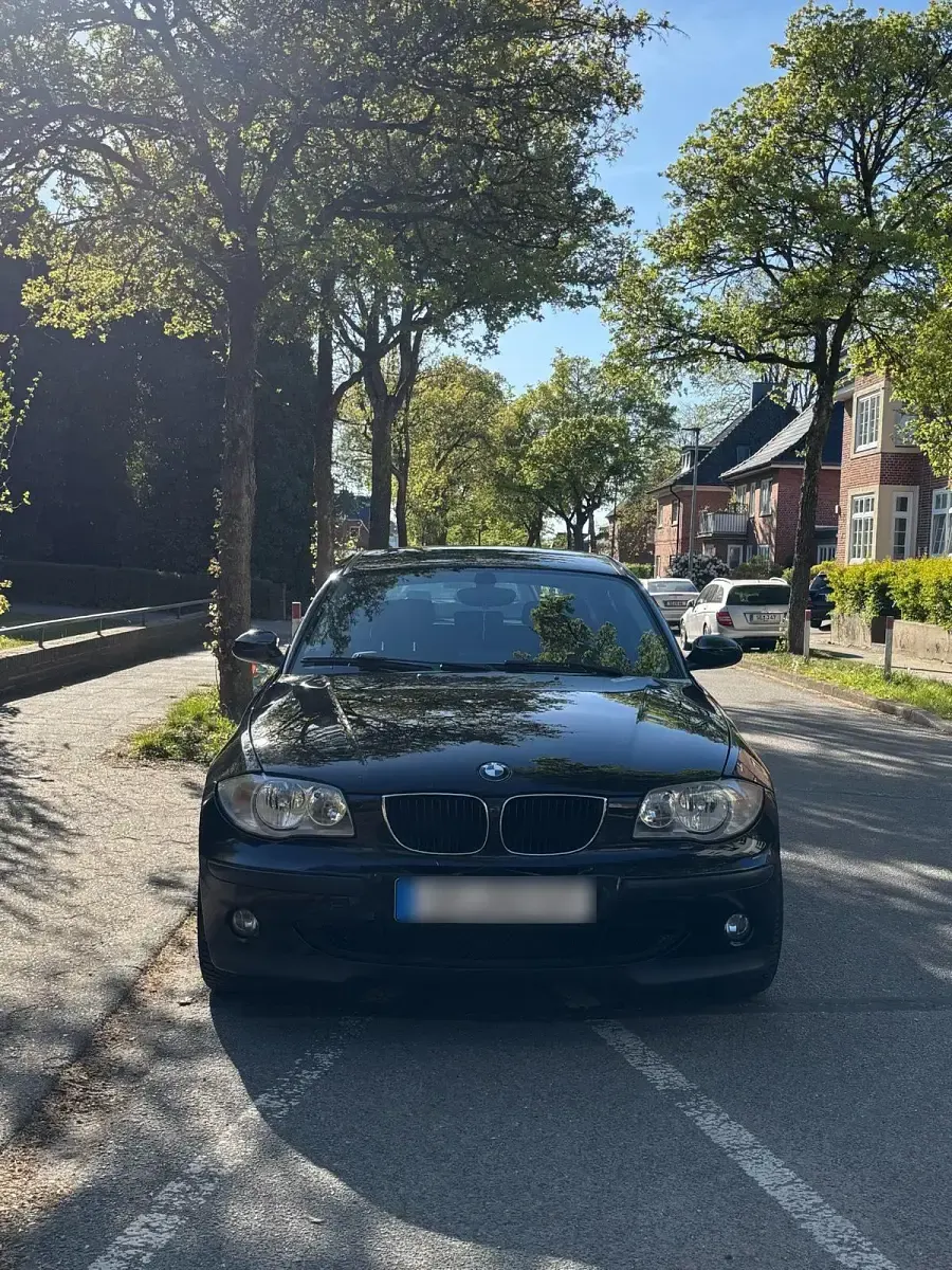 Gebraucht BMW 118 129 PS (94 kW) 2005 Schwarz Kleinwagen