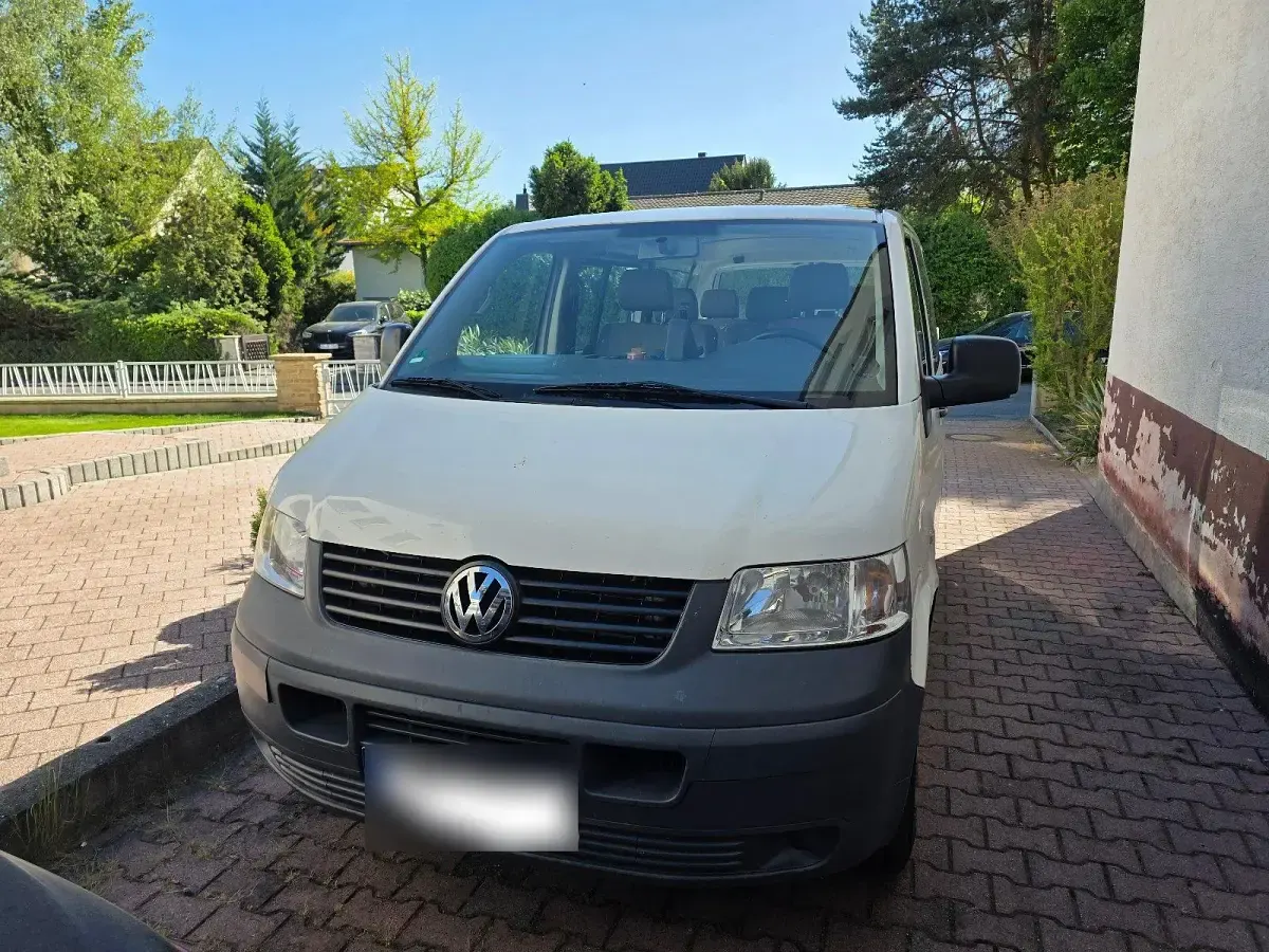 Second-hand VW Caravelle 131 CP (96 kW) 2009 Alb Van