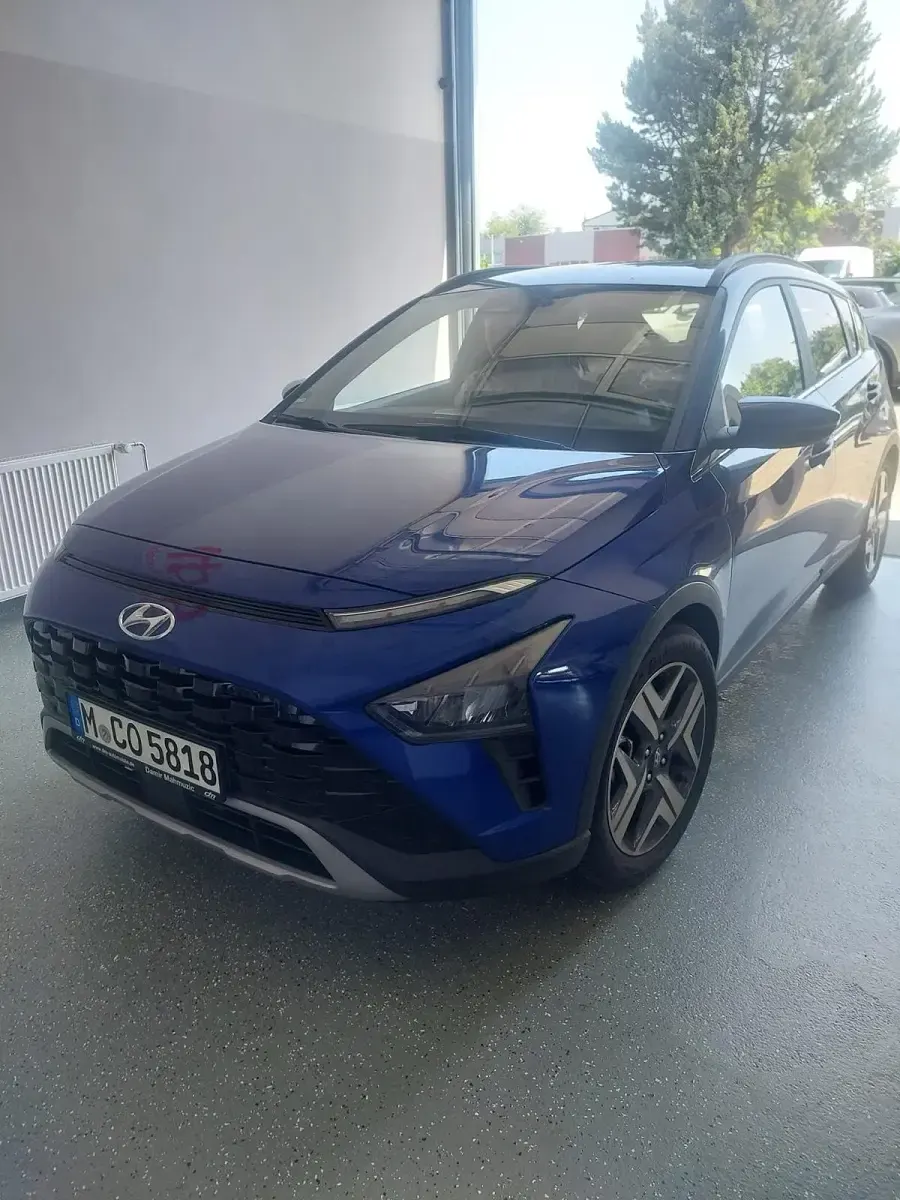 Gebraucht Hyundai Bayon 101 PS (74 kW) 2024 Blau SUV