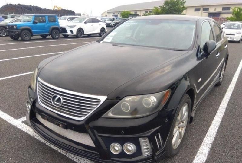 Schwarz Gebraucht 2007 Lexus LS460 Limousine | 11.490 € - Bild 1/4