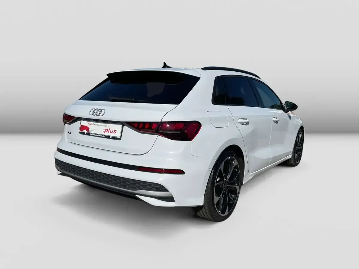 Gebraucht Audi A3 Ambiente 150 PS (110 kW) 2025 Gletscherweiß metallic Limousine