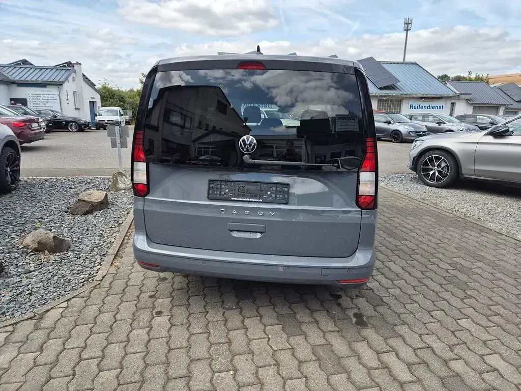 Gebraucht VW Caddy Maxi S 122 PS (89 kW) 2025 Grau Van / Kleinbus