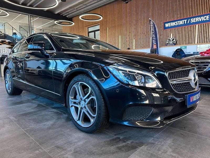Gebraucht Mercedes CLS350 258 PS (189 kW) 2016 Obsidianschwarz  metalliclack Kombi