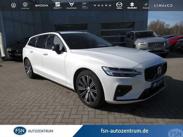 Gebraucht Volvo V60 145 PS (106 kW) 2025 Kombi