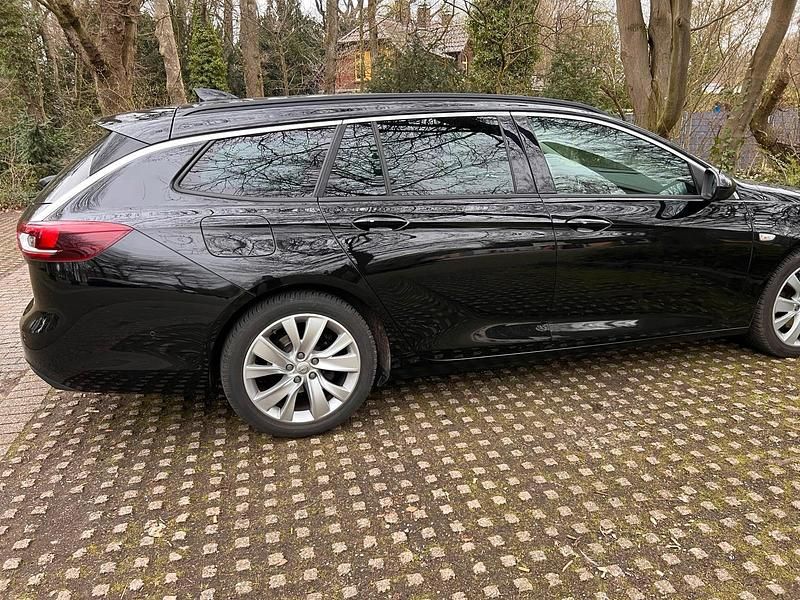 Gebraucht Opel Insignia 170 PS (125 kW) 2017 Schwarz Kombi