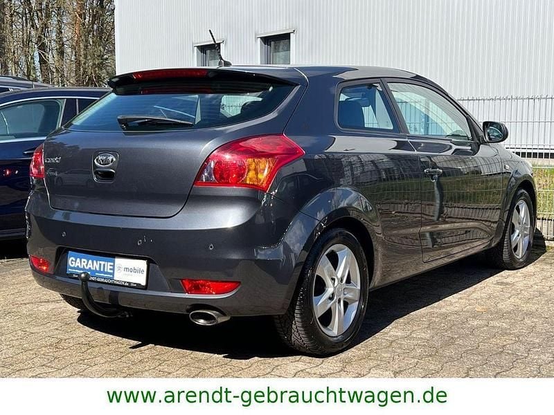 Gebraucht Kia Ceed 90 PS (66 kW) 2013 Grau Kleinwagen