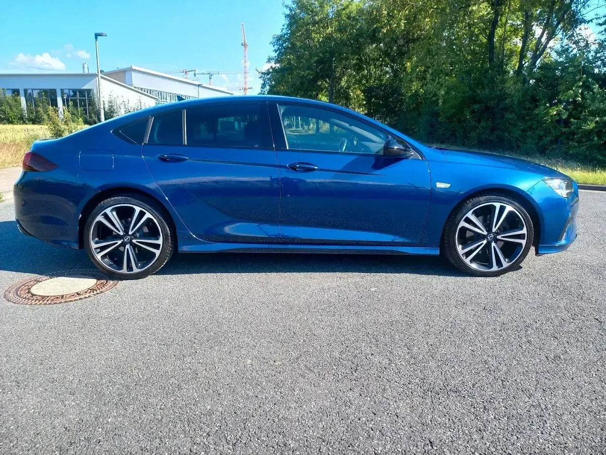Gebraucht Opel Insignia GS Line 174 PS (127 kW) 2022 Blau Limousine