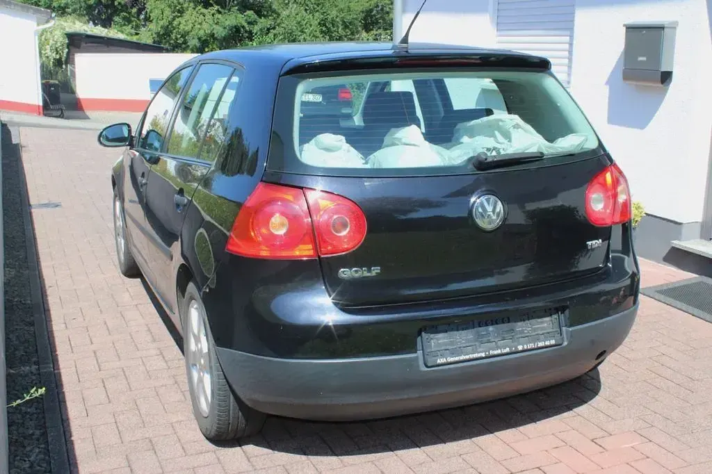Gebraucht VW Golf IV 105 PS (77 kW) 2006 Schwarz Limousine