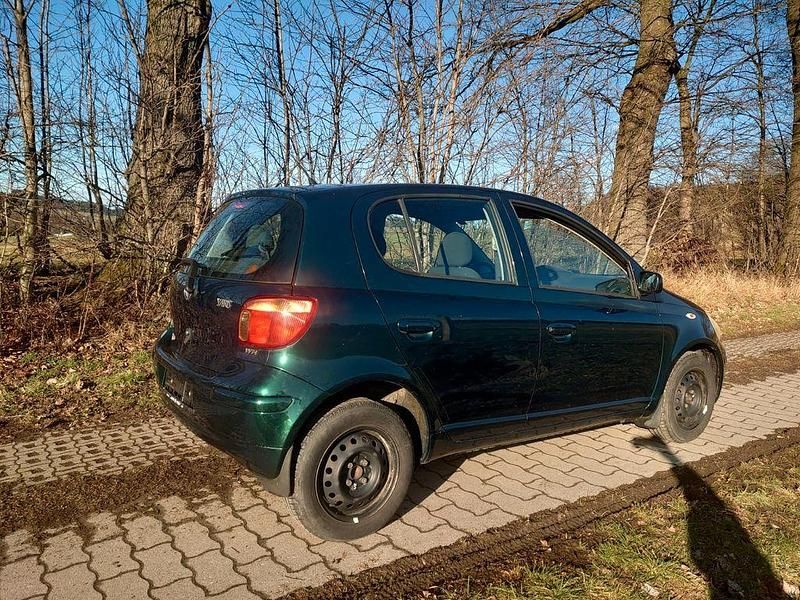Gebraucht Toyota Yaris 87 PS (63 kW) 2004 Limousine