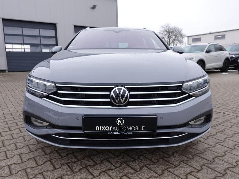 Gebraucht VW Passat Business 200 PS (147 kW) 2022 Schwarz Kombi