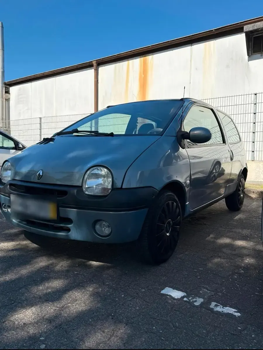 Second-hand Renault Twingo 58 CP (42 kW) 2003 Albastru Hatchback