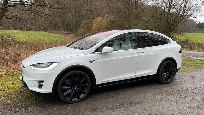 Gebraucht Tesla Model X 325 kW (443 PS) 2018 Weiß SUV