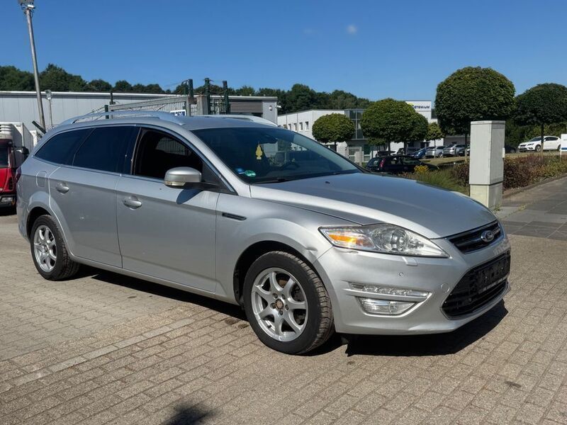 Grau Gebraucht 2012 Ford Mondeo Titanium Limousine | 2.750 € (Guter Preis) - Bild 1/4