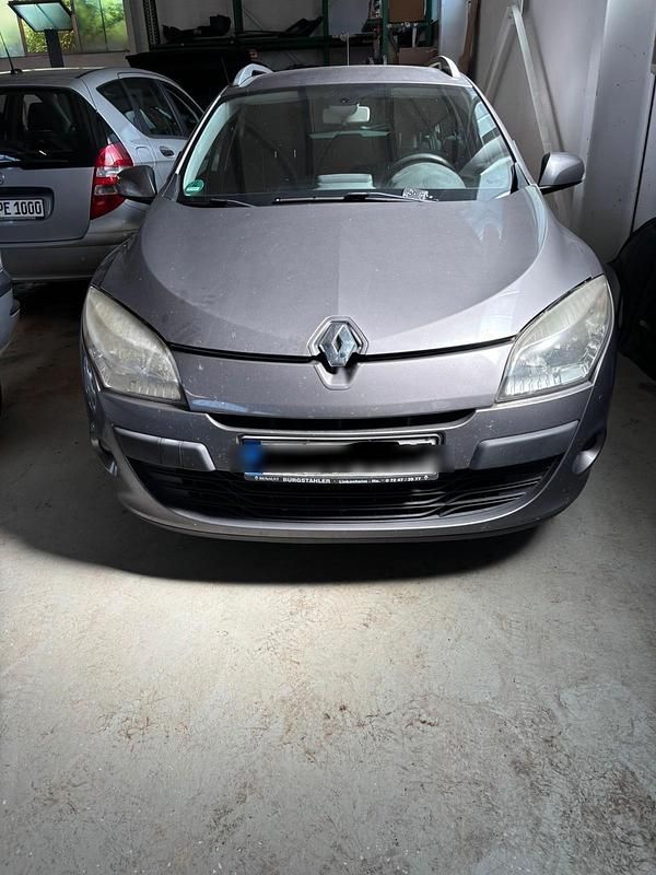 Gebraucht 2010 Renault Mégane GrandTour Kombi | 3.350 € (Fairer Preis) - Bild 1/4