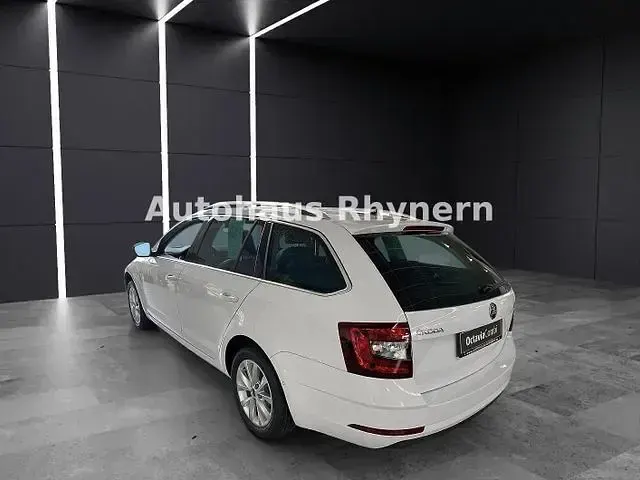 Gebraucht Skoda Octavia Style 150 PS (110 kW) 2020 Weiß Kombi
