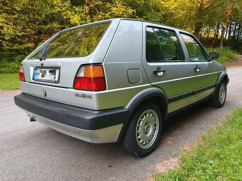 Gebraucht VW Golf III 90 PS (66 kW) 1991 Silber Kleinwagen