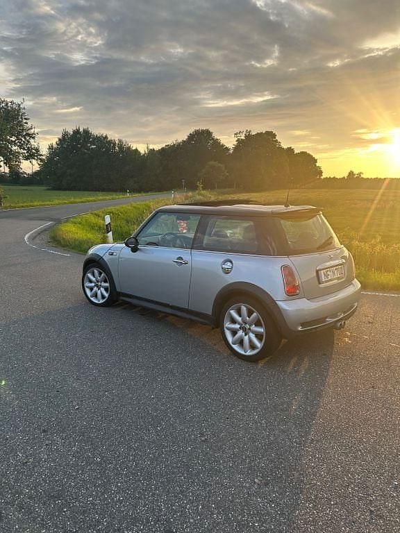 Silber Gebraucht 2005 Mini Cooper S Kleinwagen | 1.550 € (Guter Preis) - Bild 1/4