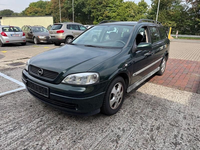 Grün Gebraucht 2000 Opel Astra Kombi | 1.590 € (Fairer Preis) - Bild 1/4