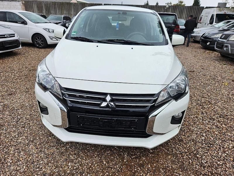 Weiß Gebraucht 2021 Mitsubishi Space Star Spirit Limousine | 5.400 € (Superpreis) - Bild 1/4