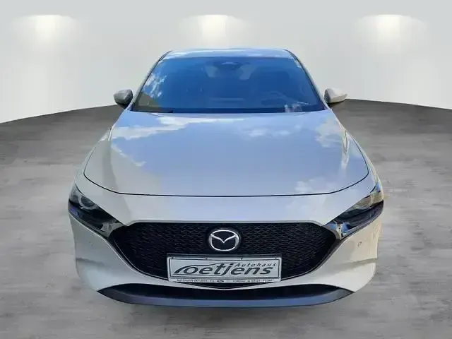 Gebraucht Mazda 3 Exclusive 150 PS (110 kW) 2023 Platinum quartz m (metallic) Limousine