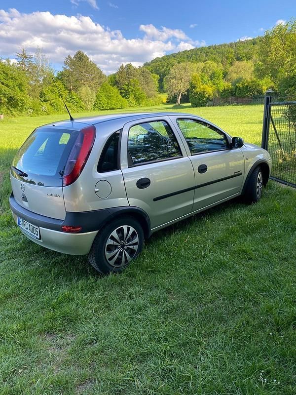 Brugt Opel Corsa 68 HK (50 kW) 2001 Sølv Hatchback
