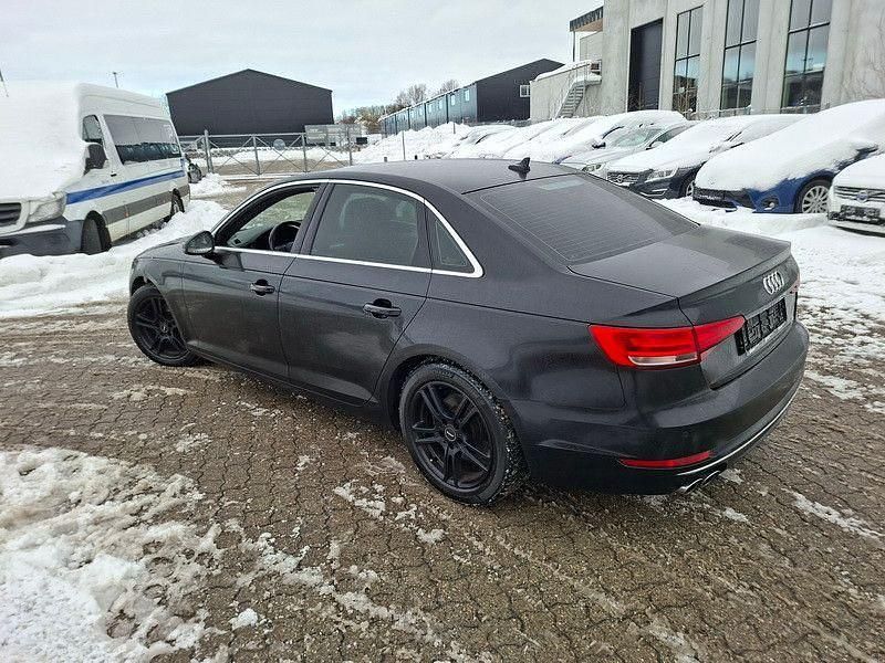 Gebraucht Audi A4 Sport 218 PS (160 kW) 2016 Schwarz Limousine