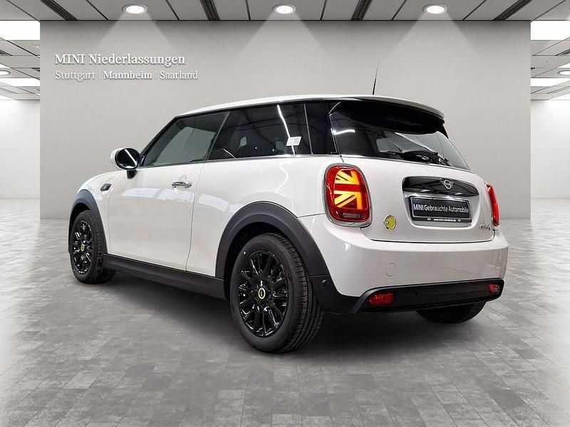 Gebraucht Mini Cooper SE 135 kW (184 PS) 2023 Weiß Kleinwagen